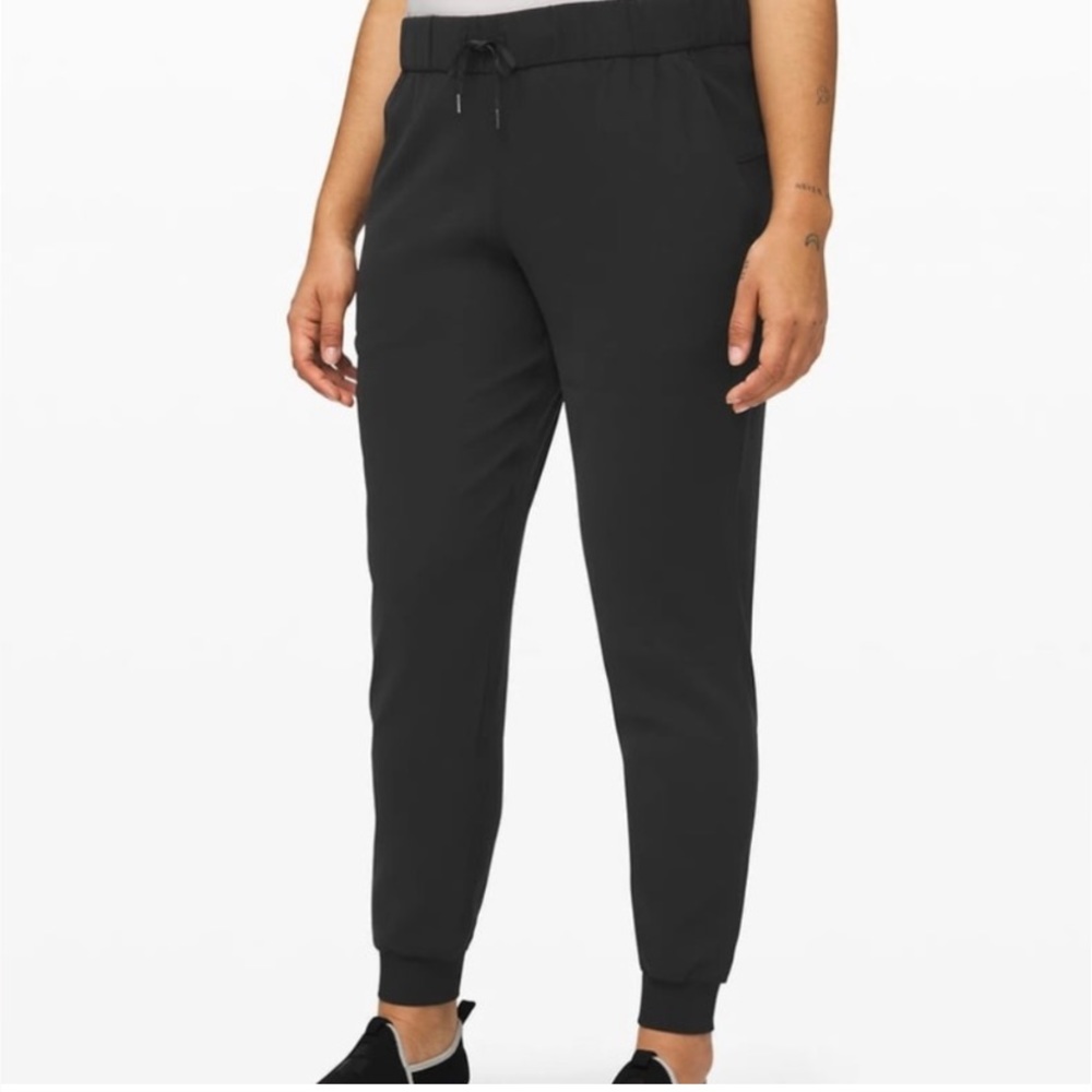 NWT Lululemon Athletics On the Fly Joggers - Picture 1 of 6